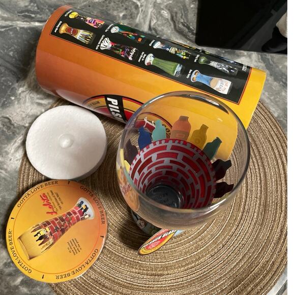 Lolita Hand Painted Pilsner Glass 99 Bottles of Beer on the Wall  NEW in Box - Picture 8 of 11